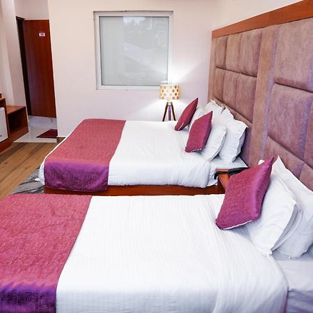 Hotel Sagar Residency - Best Mountain View Hotel In ปาแลมปูร์ ภายนอก รูปภาพ