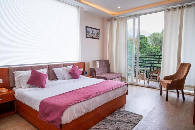 Hotel Sagar Residency - Best Mountain View Hotel In ปาแลมปูร์ ภายนอก รูปภาพ